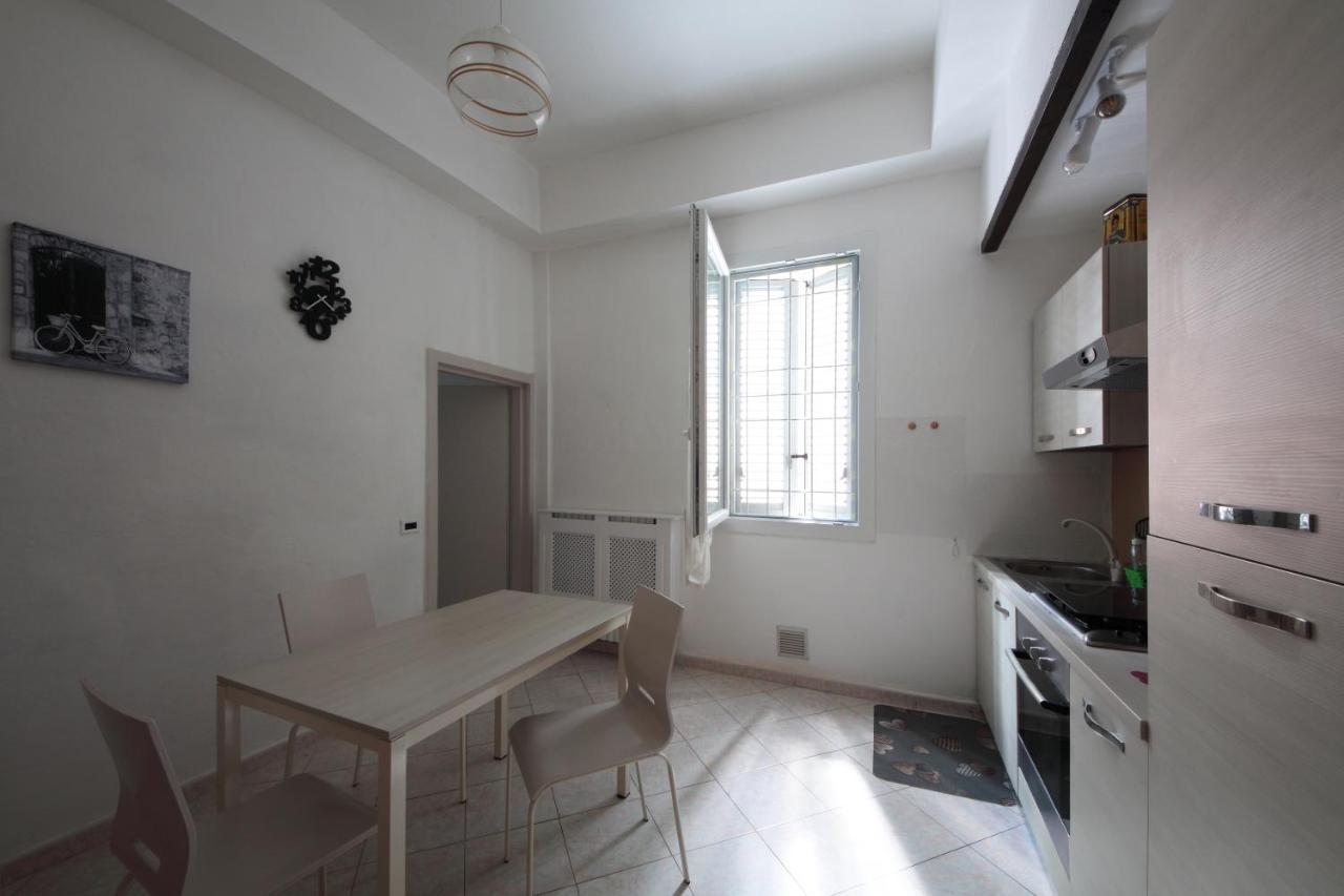 La Casa Di Gigi Tra Fiera E Universita Bologna Bagian luar foto